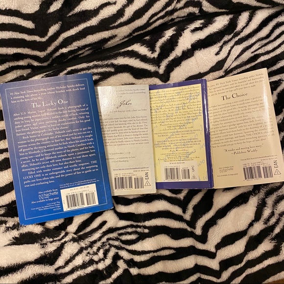 Nicholas Sparks Books - Set of 4 - Picture 2 of 2